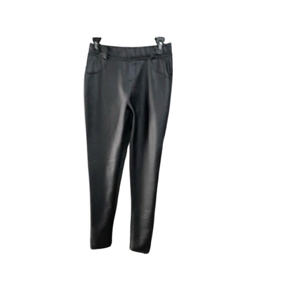 ￼ leather pants with butt lifting design size small